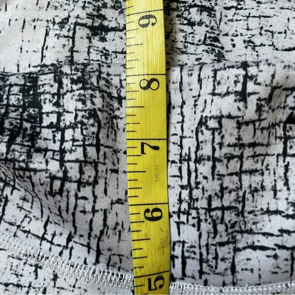 Alo Black and White Leggings XS